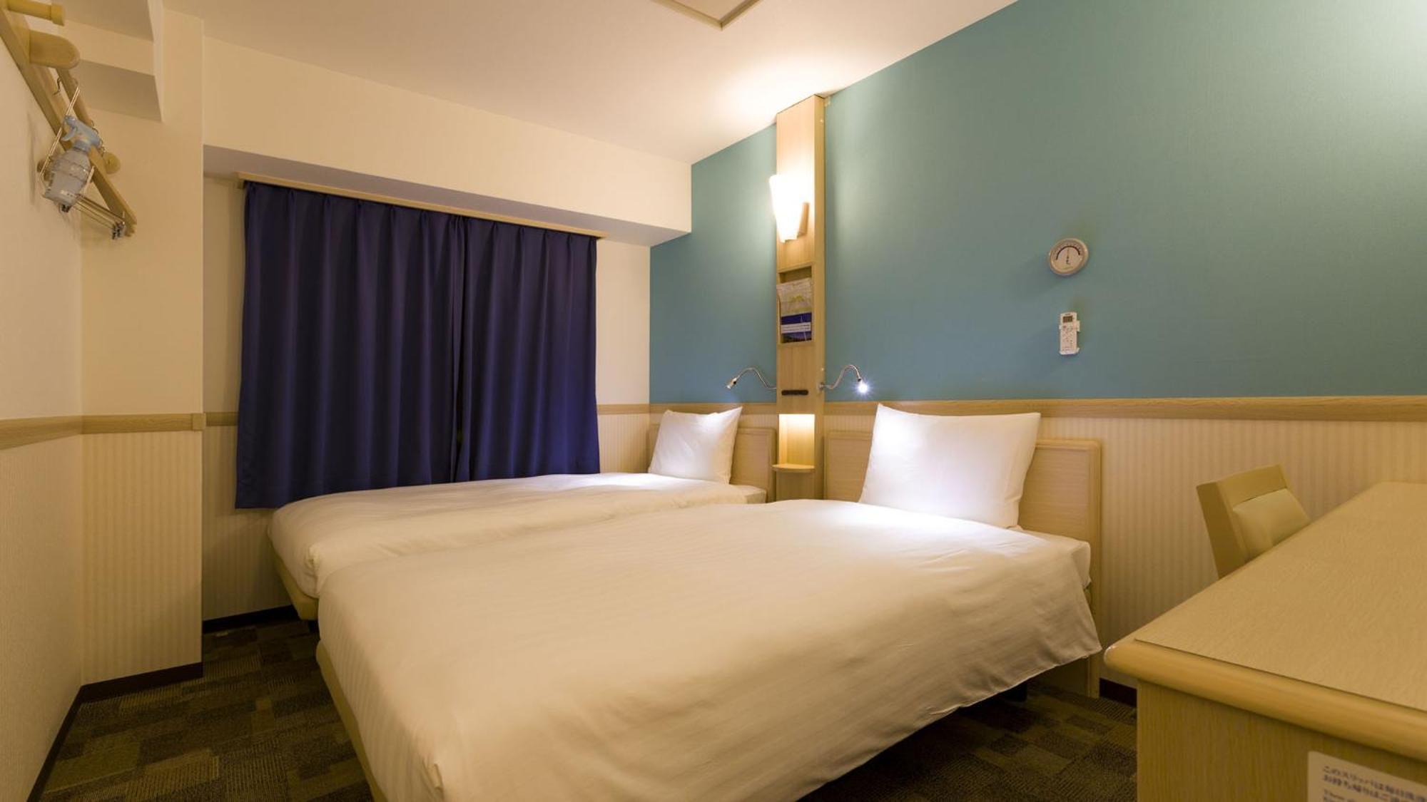 Toyoko Inn Osaka Kadoma-Shi Ekimae Moriguchi Rom bilde